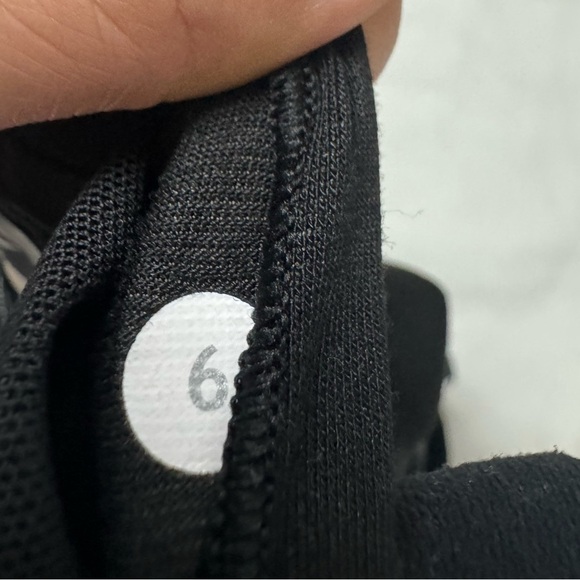 Lululemon Push Ur Limits Tank - Picture 9 of 9